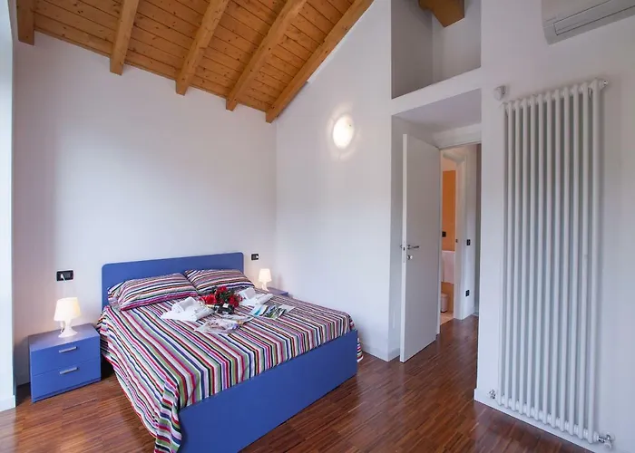 Bellagio Spiaggia Белладжо